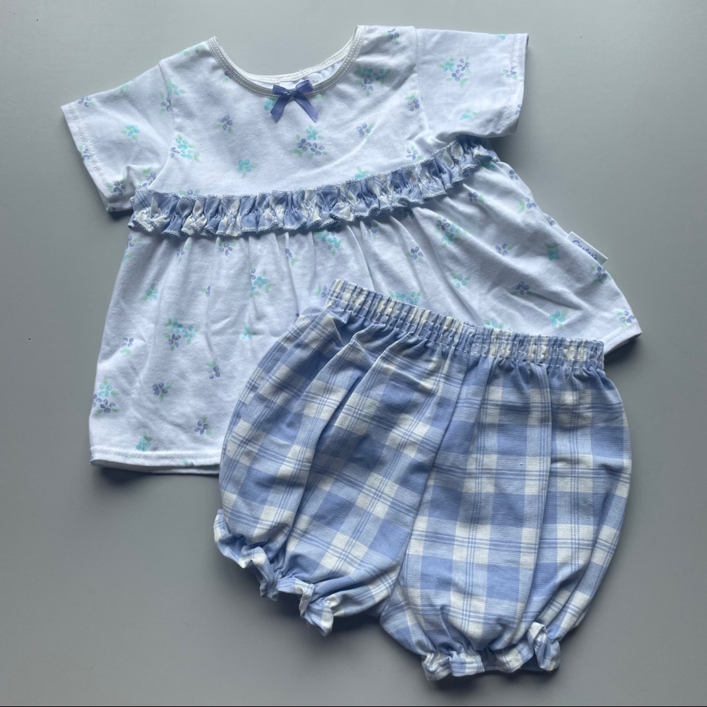 Carters Vintage Outfit Nwot